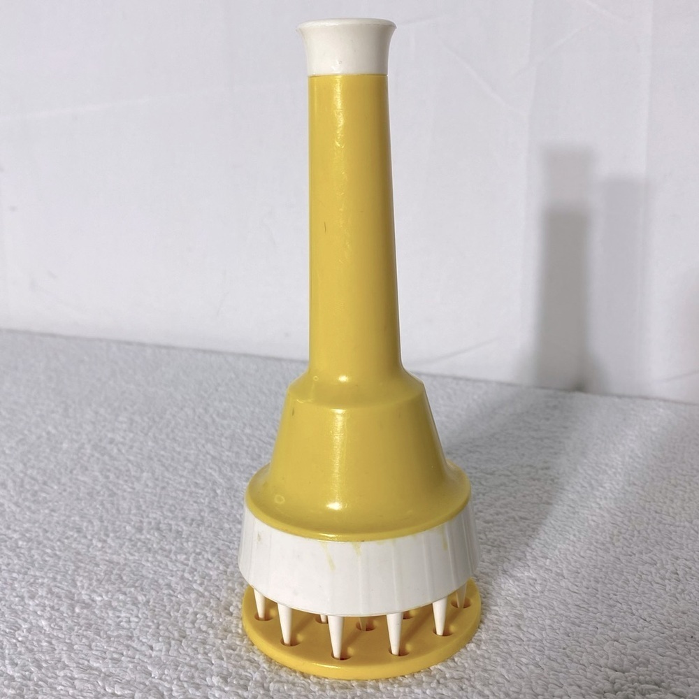 5/$35 Vintage MCM Yellow Manual Spring Loaded Meat Tenderizer